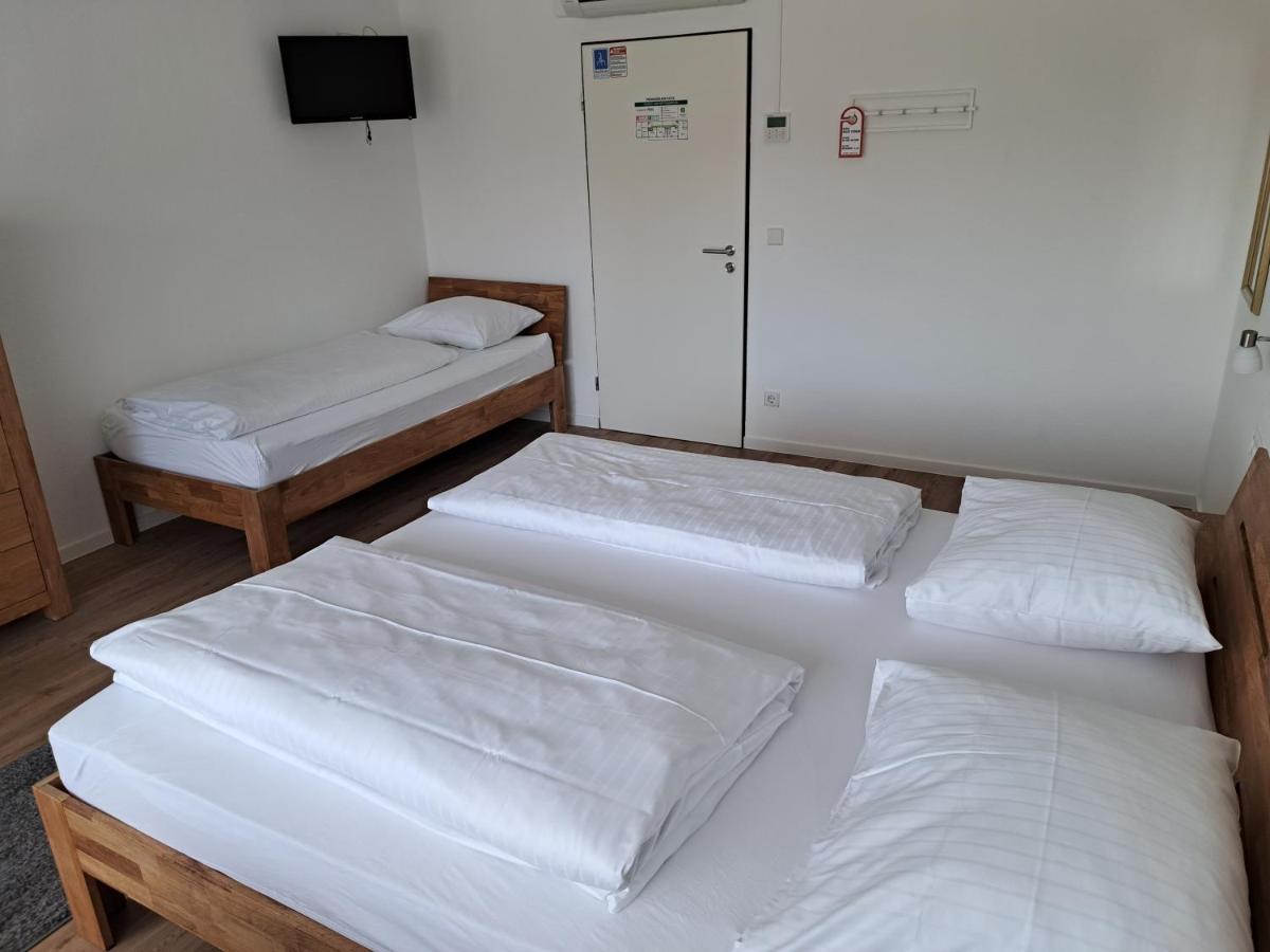 Pension Am Park Руст Екстериор снимка